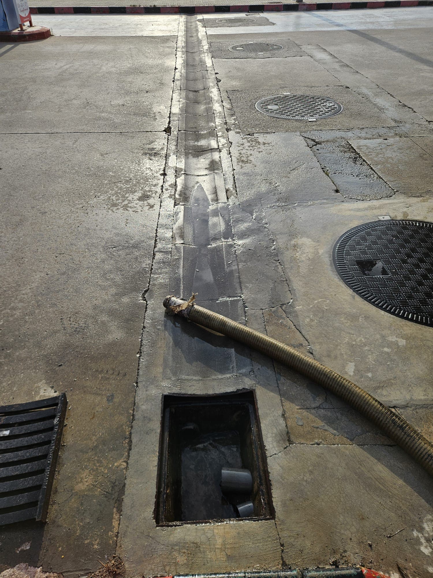 Inspección y desatasco de pozos