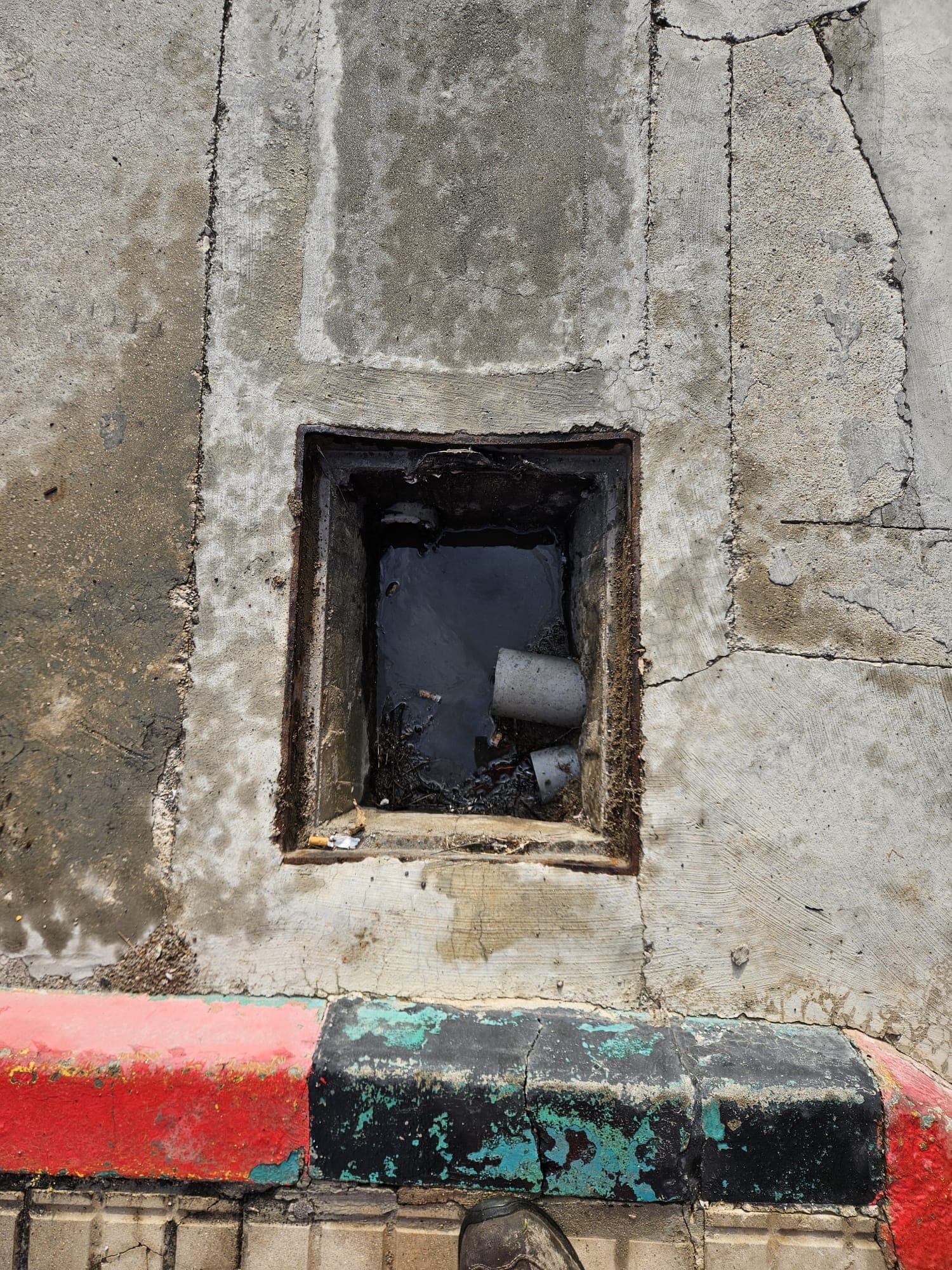 Inspección y desatasco de pozos