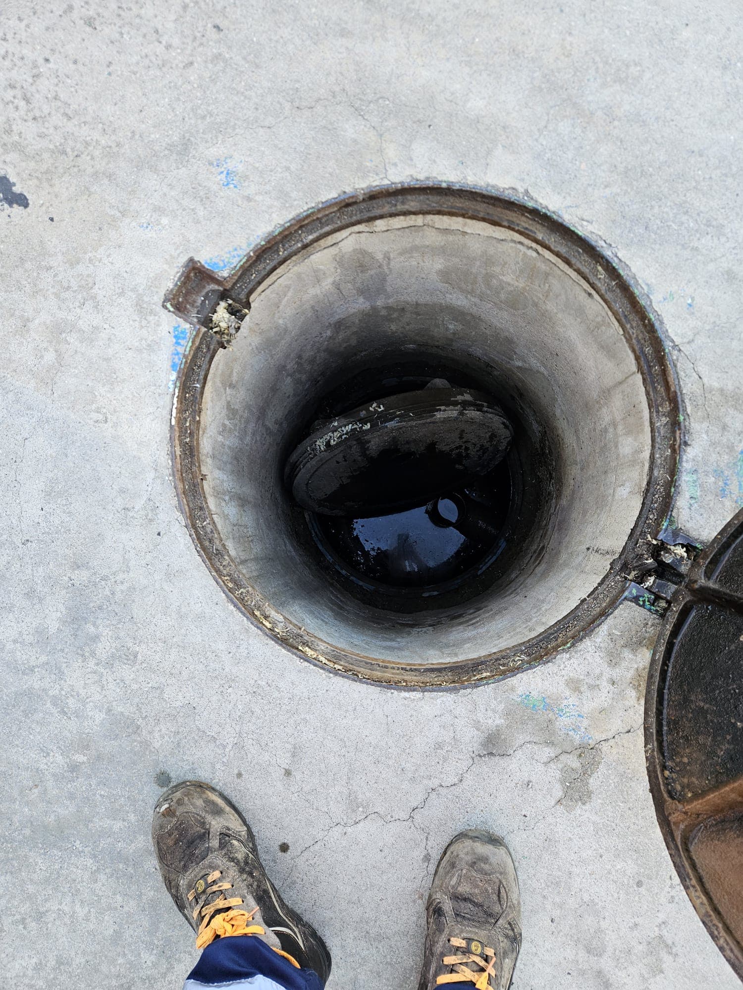 Inspección y desatasco de pozos